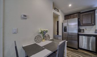 437 Coral Reef Dr, Bullhead City, AZ 86442