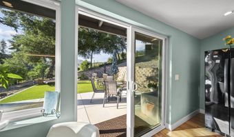 2375 Laguna Circle Dr, Agoura Hills, CA 91301