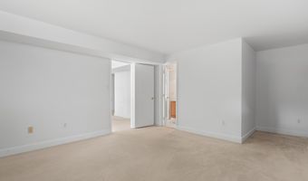 10604 MAPLECREST Ln, Potomac, MD 20854