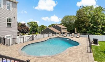 54 Michael Dr, Bristol, RI 02809