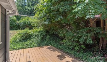 148 Mimosa Dr, Asheville, NC 28806