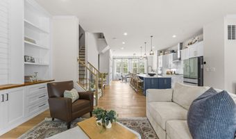 42460 MILDRED LANDING Sq, Ashburn, VA 20148