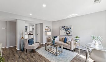 6728 OFFUTT Ln 200A, Bethesda, MD 20815