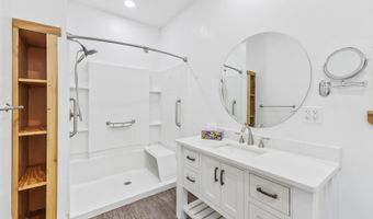6559 Poston Rd, Athens, OH 45701