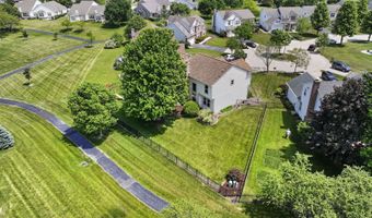 10 Hithergreen Ct, Algonquin, IL 60102