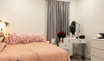 53 School St, East Providence, RI 02914