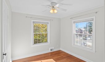 2100 27TH St S, Arlington, VA 22206