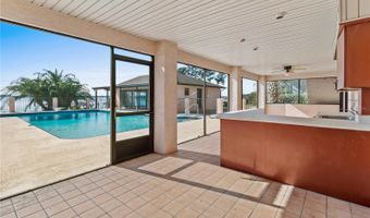 510 HILLSIDE Dr, Auburndale, FL 33823