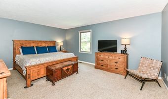 6580 Kings Ct, Avon, IN 46123