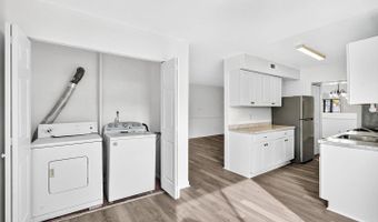 11216 CHERRY HILL Rd #304, Beltsville, MD 20705