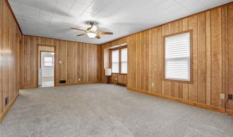 2935 NE Walnut Rd, Avondale, MO 64117