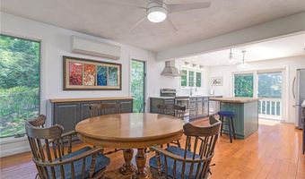 25 Spanker St, Jamestown, RI 02835