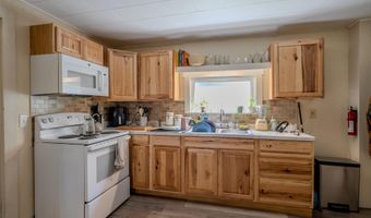 36 Larkin St, Bangor, ME 04401