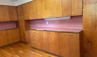 580 Riverview Dr, Ann Arbor, MI 48104