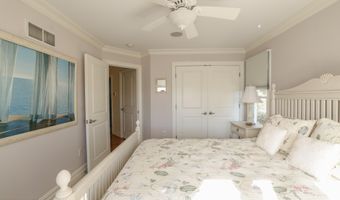 420 Nelson Ave, Beach Haven, NJ 08008