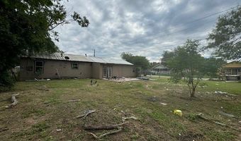 810 Saint Joseph St, Alice, TX 78332