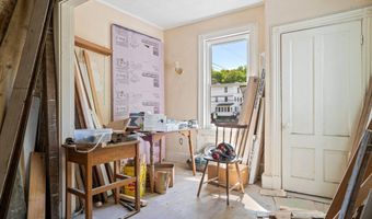 31 Bath St, Bath, ME 04530