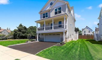 56 W Washington Ave, Atlantic Highlands, NJ 07716