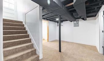 9255 Hubert Ave, Allen Park, MI 48101