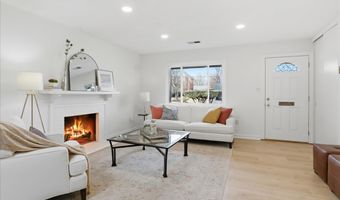 6205 EVERGLADES Dr, Alexandria, VA 22312