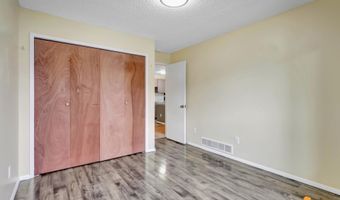 10260 Jamestown Dr #A8, Anchorage, AK 99507