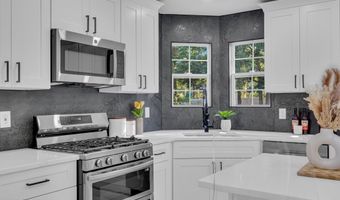 11 Orchid Ln, Barnegat, NJ 08005