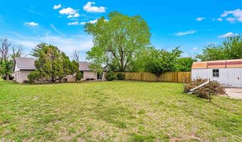 300 Pintail Cir, Altus, OK 73521
