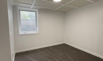 802 S Merton St, Aberdeen, SD 57401