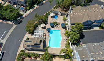 6590 Daylily Dr, Carlsbad, CA 92011