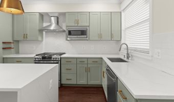 626 S EATON St, Baltimore, MD 21224