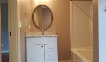 49 Merton Rd 2, Newport, RI 02840