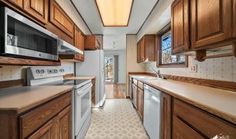 1521 Cache Dr, Anchorage, AK 99507