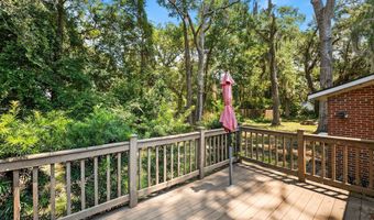 25 Miller Dr W, Beaufort, SC 29907