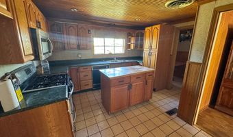 207 S 13th St, Alpine, TX 79830