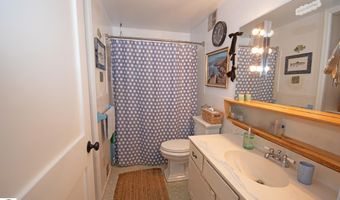 6001 S Hlavka Hls, Maple City, MI 49664