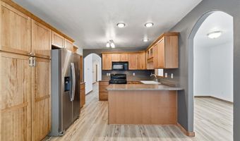 108 Pheasant Ave, Atkins, IA 52206