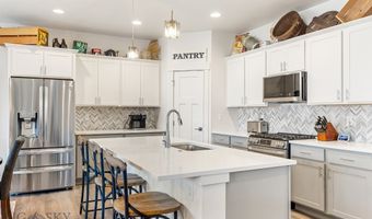 1507 Masterson Ln, Belgrade, MT 59714