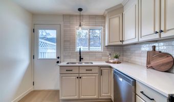 496 E Chester Ln, Boise, ID 83706