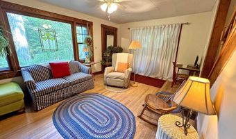 85 Crosby St, Brattleboro, VT 05301