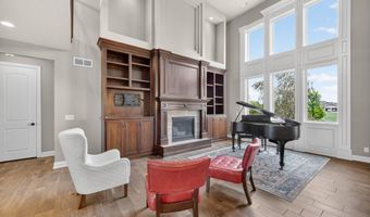 5400 Windrose Ln, Ames, IA 50014