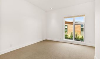 19015 Park Commons Dr, Bend, OR 97703