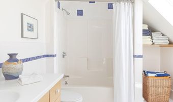 1003 Fort Getty Rd, Jamestown, RI 02835