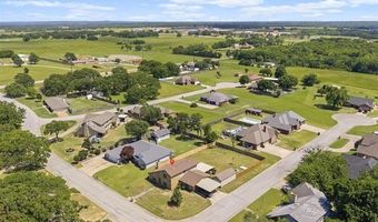 2114 Oakglen Dr, Ardmore, OK 73401