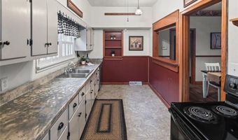 920 Danforth St, Alton, IL 62002