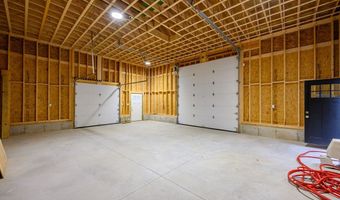 1065 Bedford St, Abington, MA 02351
