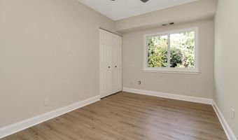 7980 AUDUBON Ave 203, Alexandria, VA 22306