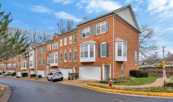 7726 HERITAGE WOODS Way, Annandale, VA 22003