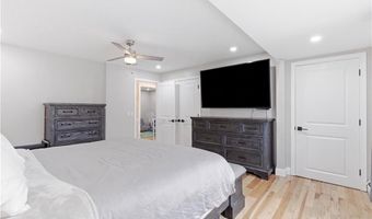 48 Columbus Ave, North Providence, RI 02911