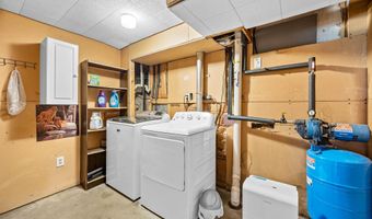 164 E Hill Rd, Brookfield, VT 05036