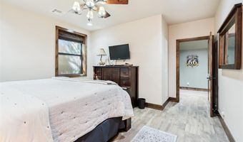 39 E Shore Dr, Arcadia, OK 73007